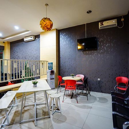 Hotel O Makassar Near Gereja Advent Tikala Baru Formerly Rid'S Hotel Manado Bagian luar foto