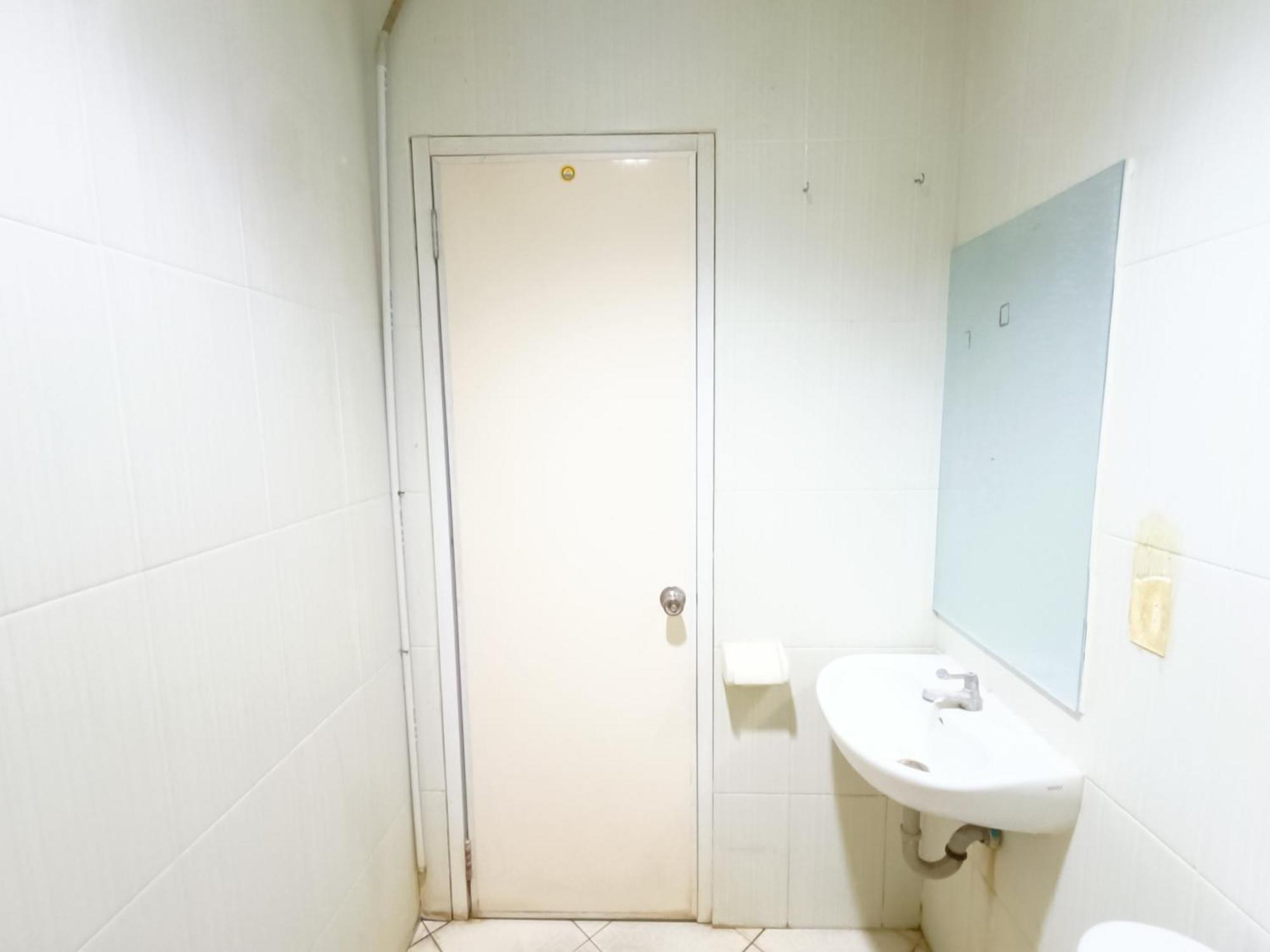 Hotel O Makassar Near Gereja Advent Tikala Baru Formerly Rid'S Hotel Manado Bagian luar foto