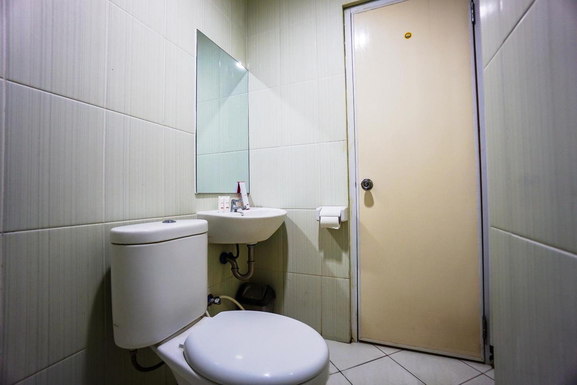 Hotel O Makassar Near Gereja Advent Tikala Baru Formerly Rid'S Hotel Manado Bagian luar foto